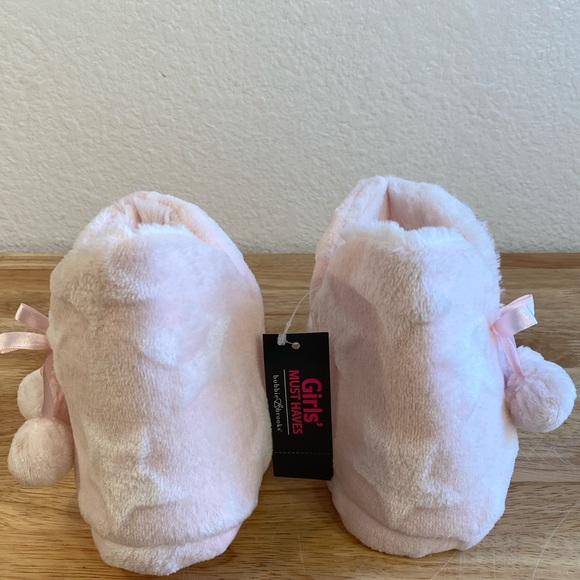 Girls Slippers - Picture 5 of 6